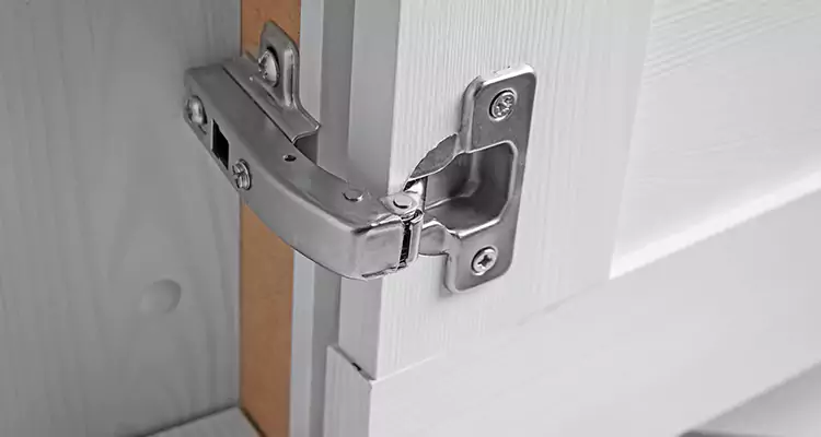 Shower Door Hinge Replacement in Ruskin, FL