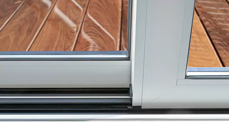 Patio Door Jammed Shut in Ruskin, FL