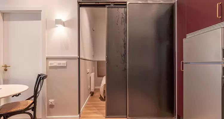 We Fix Closet Sliding Door in Ruskin, FL