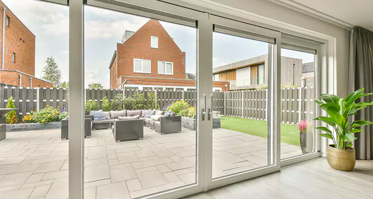 Best Sliding Screen Door Replacement Company in Ruskin, FL