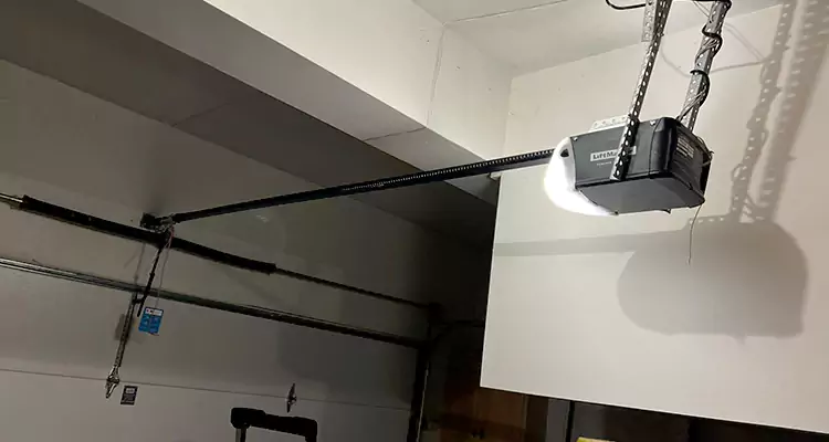Linear Garage Door Opener Repair in Ruskin, FL