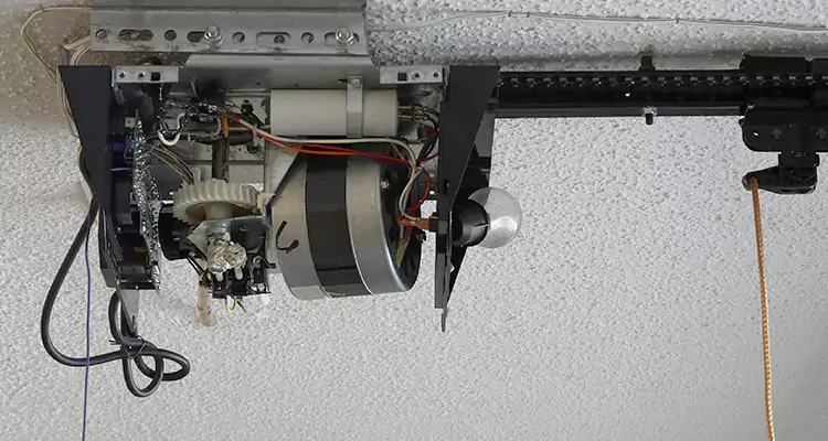 Garage Door Motor Replacement in Ruskin, FL