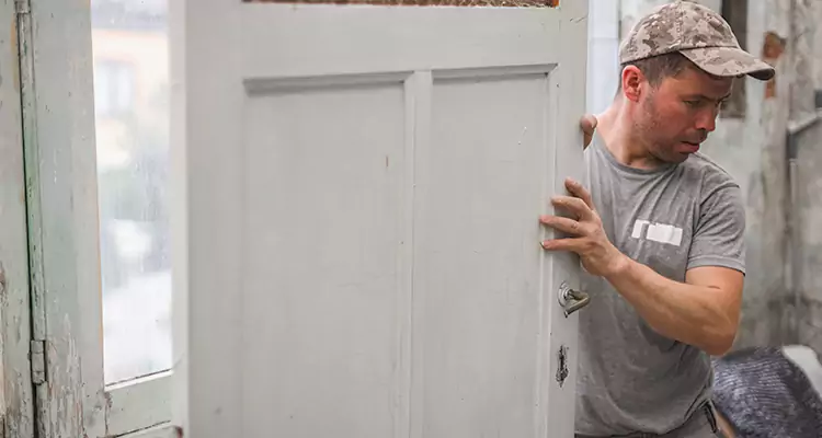 Home Front Door Replacement in Ruskin, FL