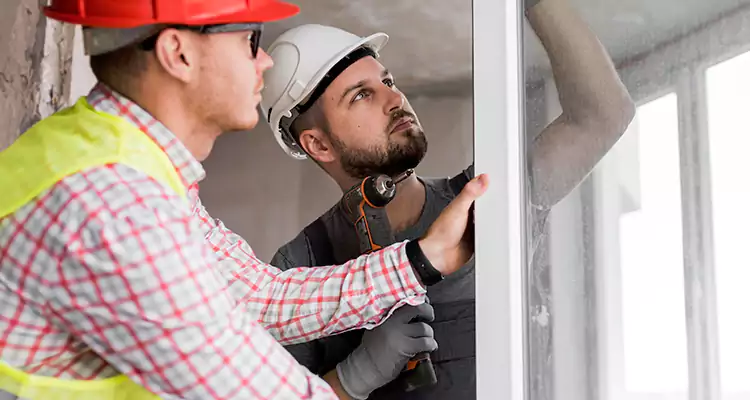 Sliding Patio Door Sticking? Expert Repair in Ruskin, FL.
