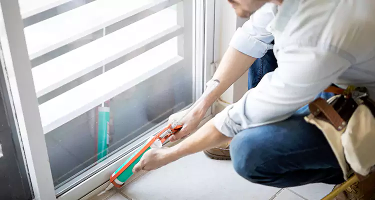 Dap Window Caulk Repair in Ruskin, FL